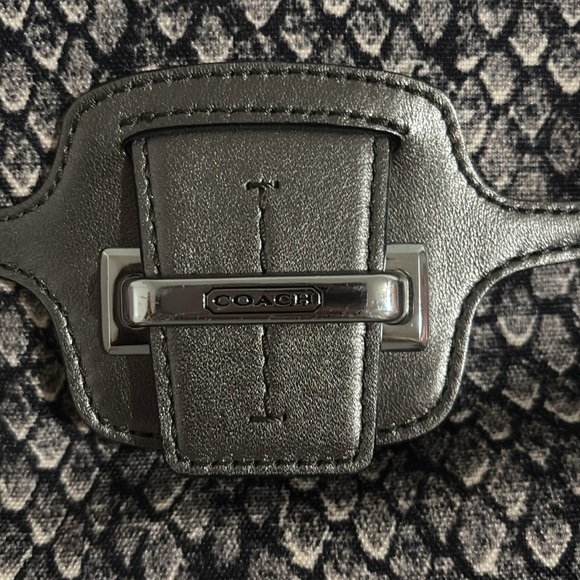 Coach Cross Body Bag - Picture 2 of 5